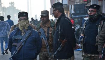 انتشرت قوات الأمن في ذي قار (أسعد نيازي/فرانس برس)