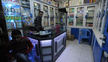غالبية الأدوية في السوق الأفغاني مهربة (سكوت بيترسون/Getty)