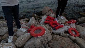 تحرك بعد غرق قارب مهاجرين قبالة اليونان (كوستيس نتانتامي/ الأناضول)