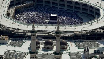 صورة جوية للكعبة في مكة في السعودية في آخر أيام الحج (سجاد حسين/ فرانس برس)