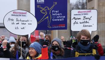 تحرك مناهض للعنف ضد المرأة في ألمانيا (Getty)