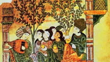 عازف أندلسي أمام مجموعة من النساء، مخطوط من القرن الثالث عشر (Getty)
