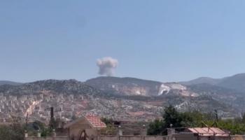غارات روسية تستهدف مناطق في ريف إدلب (فيسبوك)