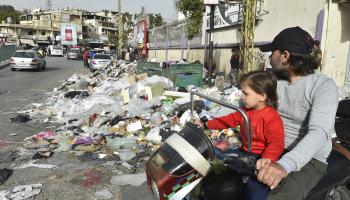 أزمة النفايات في لبنان لم تحل من جذورها (حسام شبارو/ الأناضول)