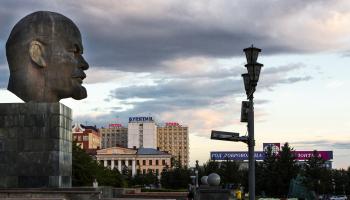 تمثال لينين - القسم الثقافي