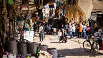 سوق في مدينة القامشلي في محافظة الحسكة في سورية (دليل سليمان/ فرانس برس)