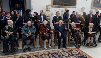 تزايد معدلات الشيخوخة في المجتمع الإيطالي (ستيفانو مونتيسي/Getty)