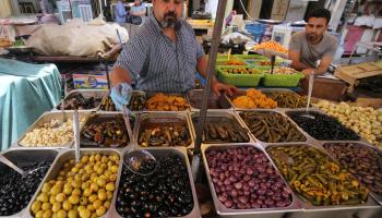 سوق خضر وفاكهة في بغداد (getty)