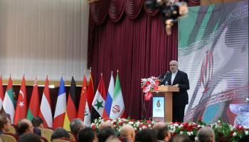 وزير النفط الإيراني، جواد أوجي في مؤتمر للطاقة بطهران (getty)