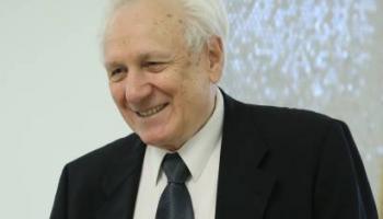 مدير ديوان الكرملين في التسعينيات سيرغي فيلاتوف (Getty)