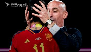 لاعبات إسبانيا ينتفضن على اتحاد كرة القدم بعد قبلة روبياليس