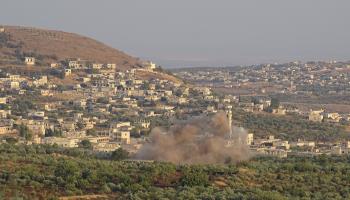 من آثار قصف النظام السوري على إدلب (الدفاع المدني السوري/منصة إكس)