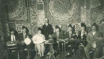 صورة للجوق العراقي في مؤتمر الموسيقى العربية