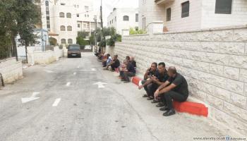 الاحتلال ينكل بعمال غزة في الأراضي المحتلة (العربي الجديد)