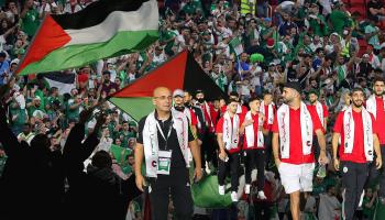 لاعبو الجزائر أوفياء للقضية الفلسطينية (العربي الجديد/الاتحاد الجزائري/Getty)