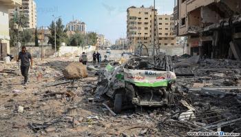 مركبة إسعاف مدمرة في غزة (محمد الحجار)