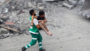 أكثر من ربع أطفال غزة يحتاجون إلى الدعم النفسي (إياد البابا/ فرانس برس)