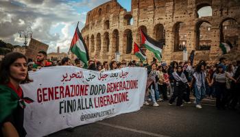 من تظاهرة احتجاجية ضد العدوان الصهيوني على غزة، روما، 28 تشرين الأول/ أكتوبر الماضي (Getty)