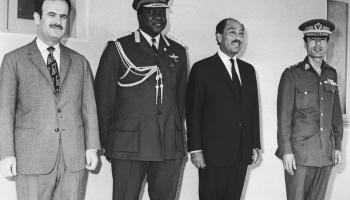 عيدي أمين مع الرؤساء العرب السادات، القذافي والاسد في كمبالا عام 1972 (Getty)