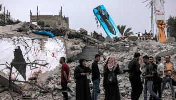 	 يقيد الاحتلال الفنانين ومؤسساتهم في فلسطين كلّها (محمد عبد/ فرانس برس)  