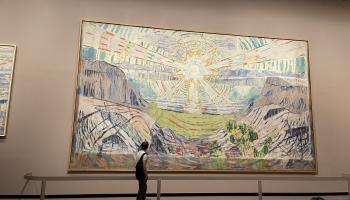 لوحة الشمس للفنان النرويجي ادوارد مونك محفوظة في متحف مونك بأوسلو (خاص العربي الجديد)
