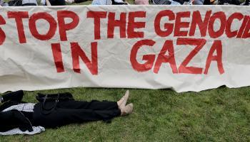 تظاهرة بجامعة هارفارد تطالب بوقف الإبادة الجماعية في غزة (getty)