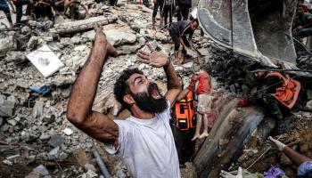 	 تتواصل حرب الإبادة على غزة منذ السابع من أكتوبر (علي جاد الله/ الأناضول)