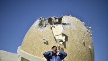 	 استهدف الاحتلال مسجد الأمين محمد في خانيونس (عبد زقوت/ الأناضول)