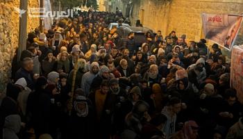 الفلسطينيون يحيون الذكرى الثامنة والعشرين للمجزرة، 2022 (العربي الجديد)