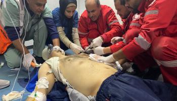 في مستشفى الأمل في خانيونس جنوبي غزة (الهلال الأحمر الفلسطيني/ إكس)
