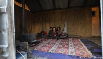 أطفال سوريون في مخيمات إدلب وسط الشتاء 3 (العربي الجديد)