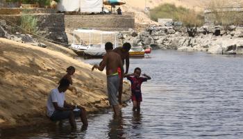 سودانيون في أسوان في مصر (أشرف الشاذلي/ فرانس برس)