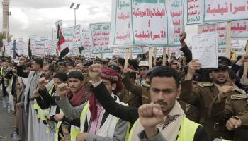 من تظاهرة للحوثيين دعماً لغزة في صنعاء، 9 فبراير (محمد حمود/Getty)