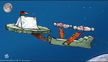 كاريكاتير لاجئو غزة في التيه / حجاج