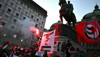من وقفة احتجاجية شعبية مندّدة بالإبادة الصهيونية، بلغراد، 12 تشرين الثاني/ نوفمبر 2023 (Getty)