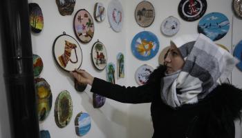نساء في إدلب يتضامن مع غزة (العربي الجديد)