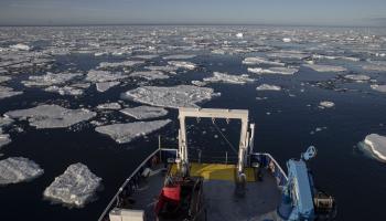 بعثة علمية في المحيط المتجمد الشمالي في عام 2022 (أوزغيه إليف كيزيل/ الأناضول)