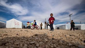 أطفال مقاتلي داعش في مخيم روج في شمال شرق سورية (دليل سليمان/ فرانس برس)