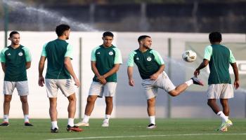 الإصابة تؤجل عودة لاعب مهم لتشكيلة منتخب الجزائر