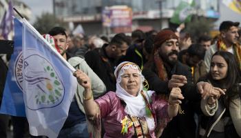 مناصرون لحزب "ديم" الكردي في إسطنبول