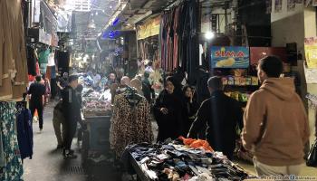 سوق مخيم عين الحلوة للاجئين الفلسطينيين في جنوب لبنان عشية عيد الفطر - 9 إبريل 2024 (العربي الجديد)