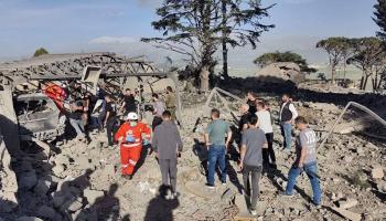 قصف إسرائيلي على مركز حركة أمل في رجعيون جنوبي لبنان (إكس)