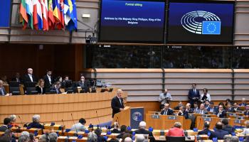 البرلمان الأوروبي يناقش ميثاق الهجرة الجديد في بروكسل - 10 إبريل 2024 (فرانس برس)