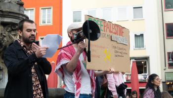 تظاهرة مؤيدة للفلسطينيين في كولن، 14 إبريل الحالي (يينغ تانغ/Getty)