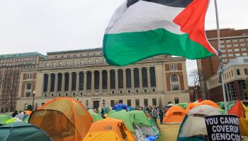 اعتصام طلاب جامعة كولومبيا في نيويورك تضامناً مع غزة - الولايات المتحدة الأميركية - 27 إبريل 2024 (سلجوق أكار/ الأناضول)