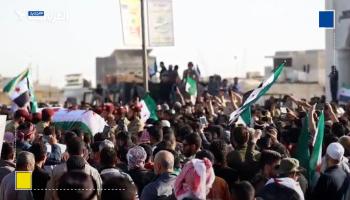 آلاف السوريين يُشيّعيون جثمان رائد الفضاء محمد فارس في الشمال السوري