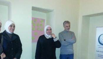 مجد كم ألماز خلال زيارة لأحد مراكز اللاجئين في لبنان (إكس)