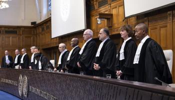 جلسة محكمة العدل الدولية في لاهاي، الجمعة (نيك غامون/فرانس برس)