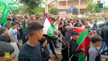 جنازة رمزية تتحدّى الاحتلال في الضفة للشهيد خالد النجار