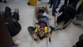 مستشفيات غزة تعاني من نقص الإمدادات الطبية، مستشفى شهداء الأقصى 19 مايو 2024(الأناضول)